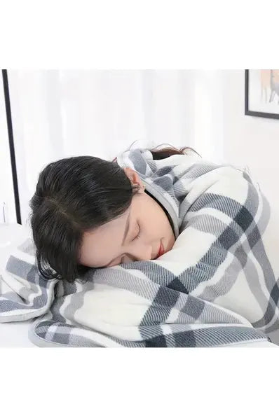 Mireille | Wearable Blanket