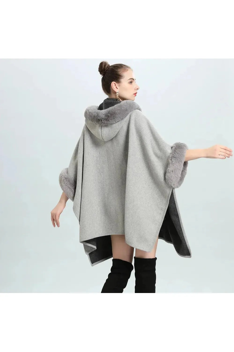 Amira | Vixey Poncho