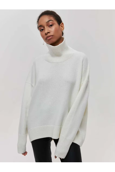 Mali | Turtleneck Sweater