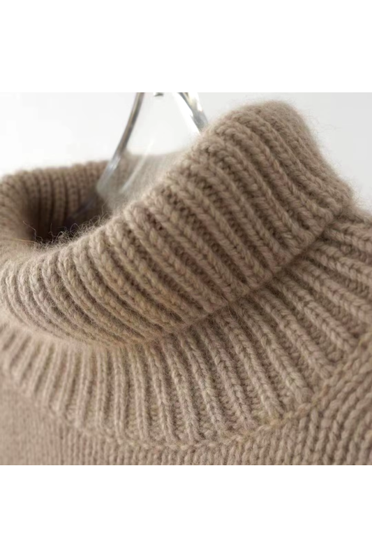 Anya | Wool Turtleneck
